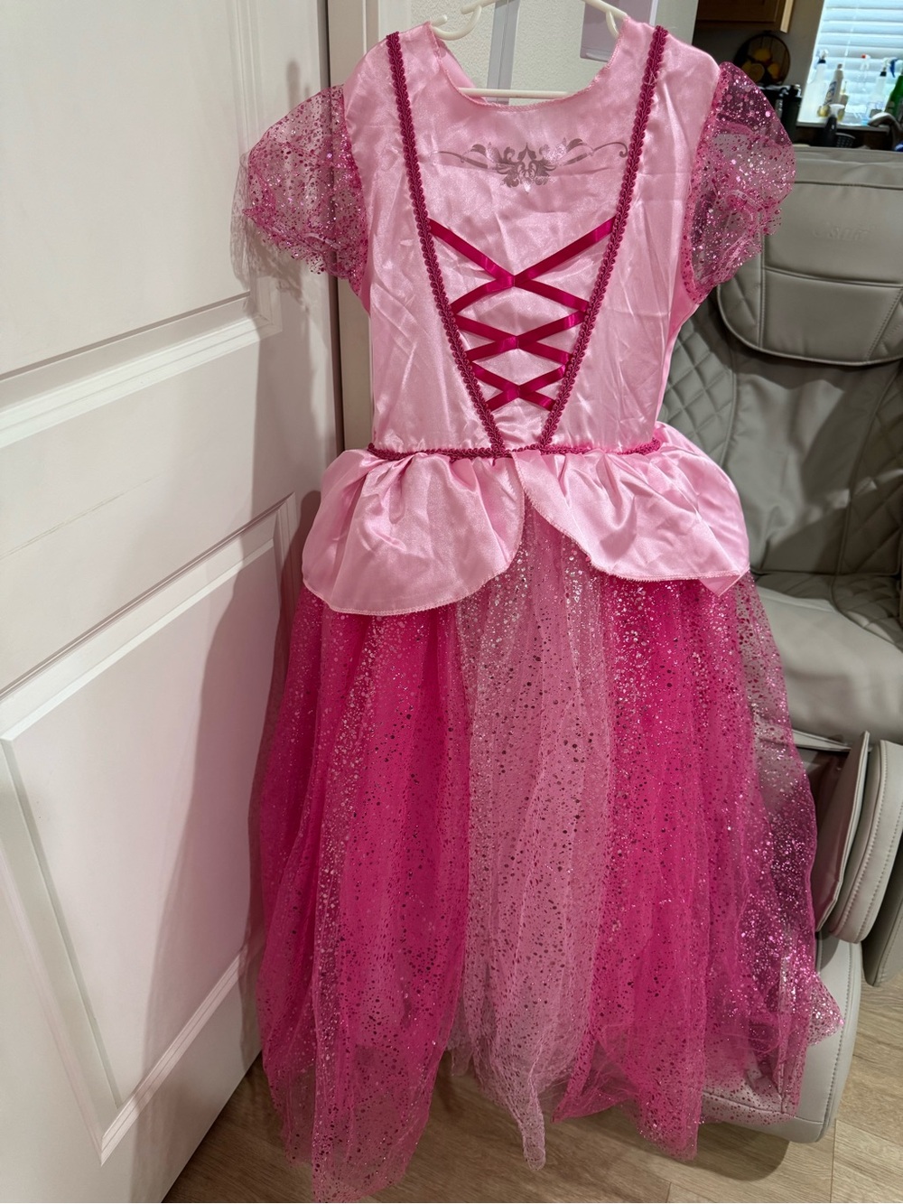 Girls Halloween Princess costume size 10/12